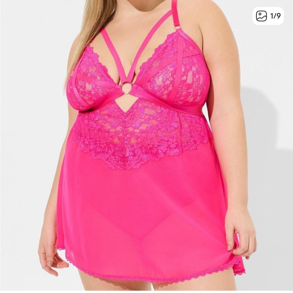 Plus Size Hot Pink Lace Chemise TORRID Size 1 NWOT 731